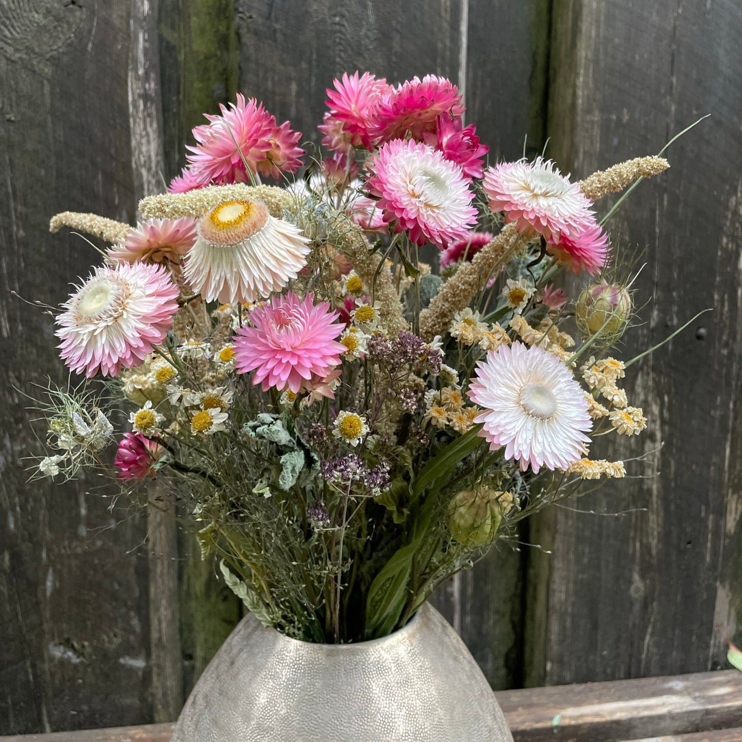 WORKSHOP🌿 Lav et kunstværk eller bind en buket af tørrede, økologiske blomster