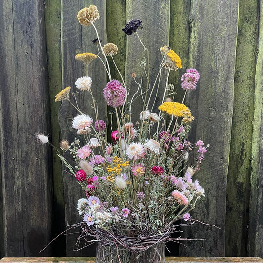 WORKSHOP🌿 Lav et kunstværk eller bind en buket af tørrede, økologiske blomster