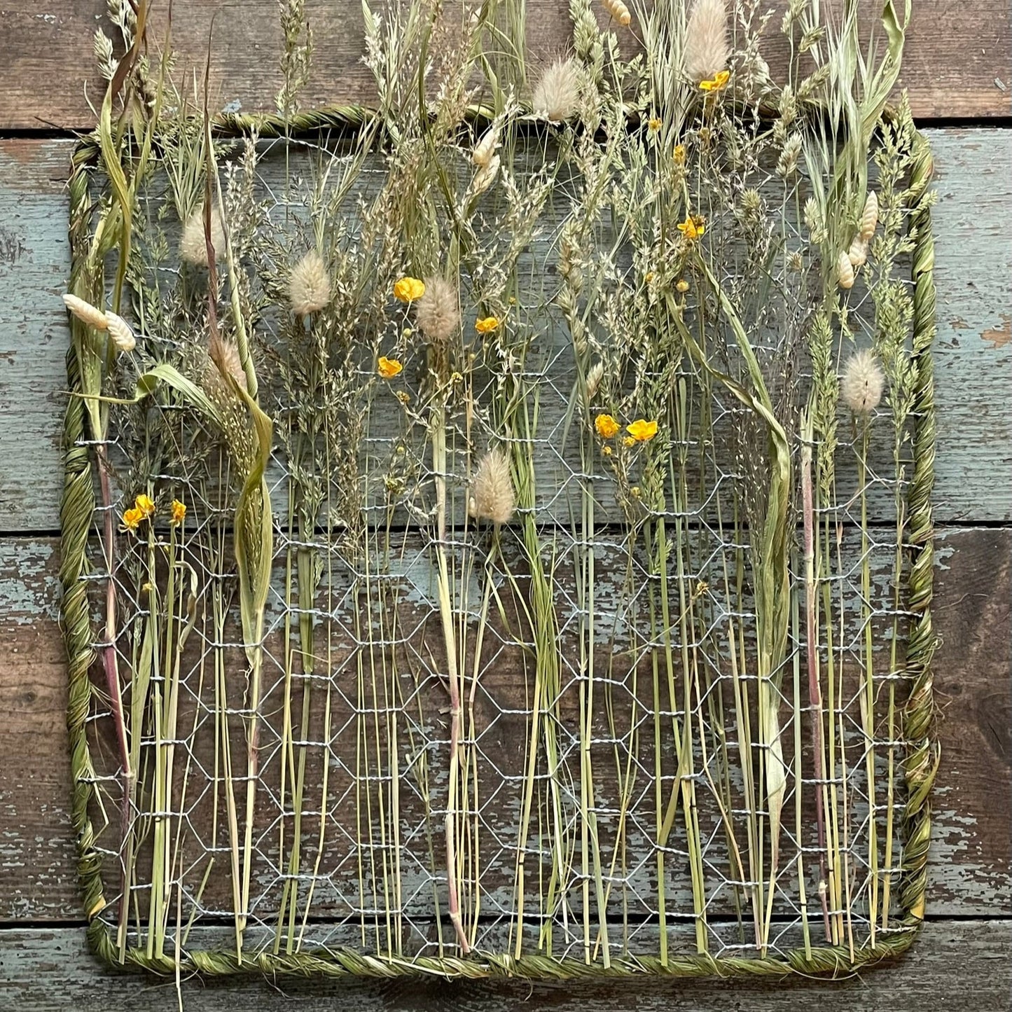 WORKSHOP🌿 Lav et blomsterrelief til vindue/væg med tørrede øko blomster