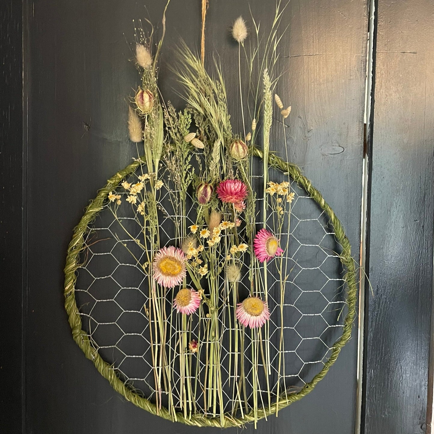 WORKSHOP🌿 Lav et blomsterrelief til vindue/væg med tørrede øko blomster