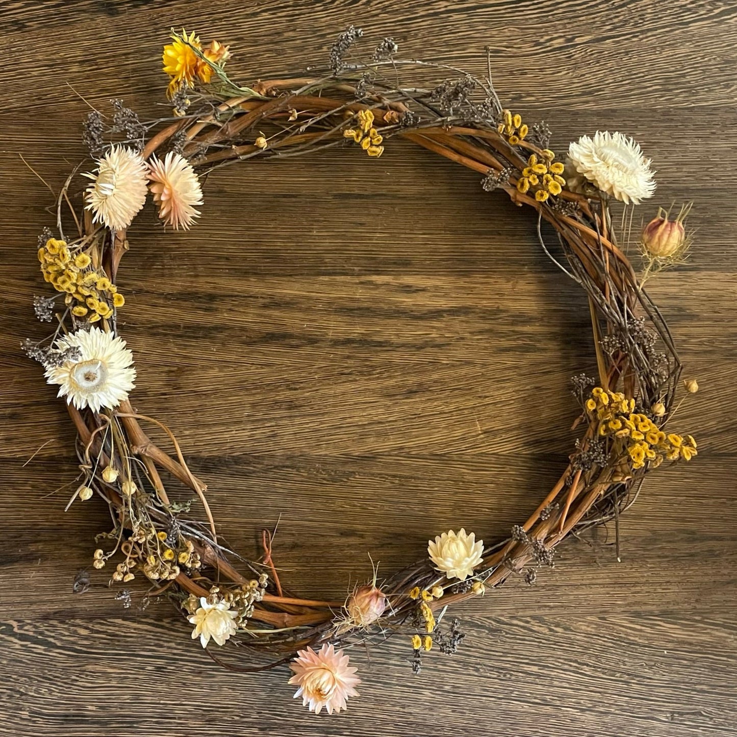 WORKSHOP🌿 Bind en krans til hoved, bord eller væg af tørrede, økologiske blomster fra tørreloftet